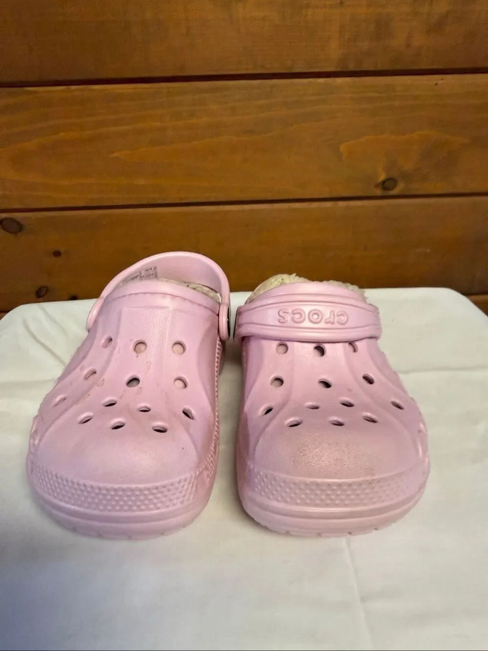 Crocs Baya Lined Clogs pink soft fleece lining/ branded embossed Sz 9 Toddler